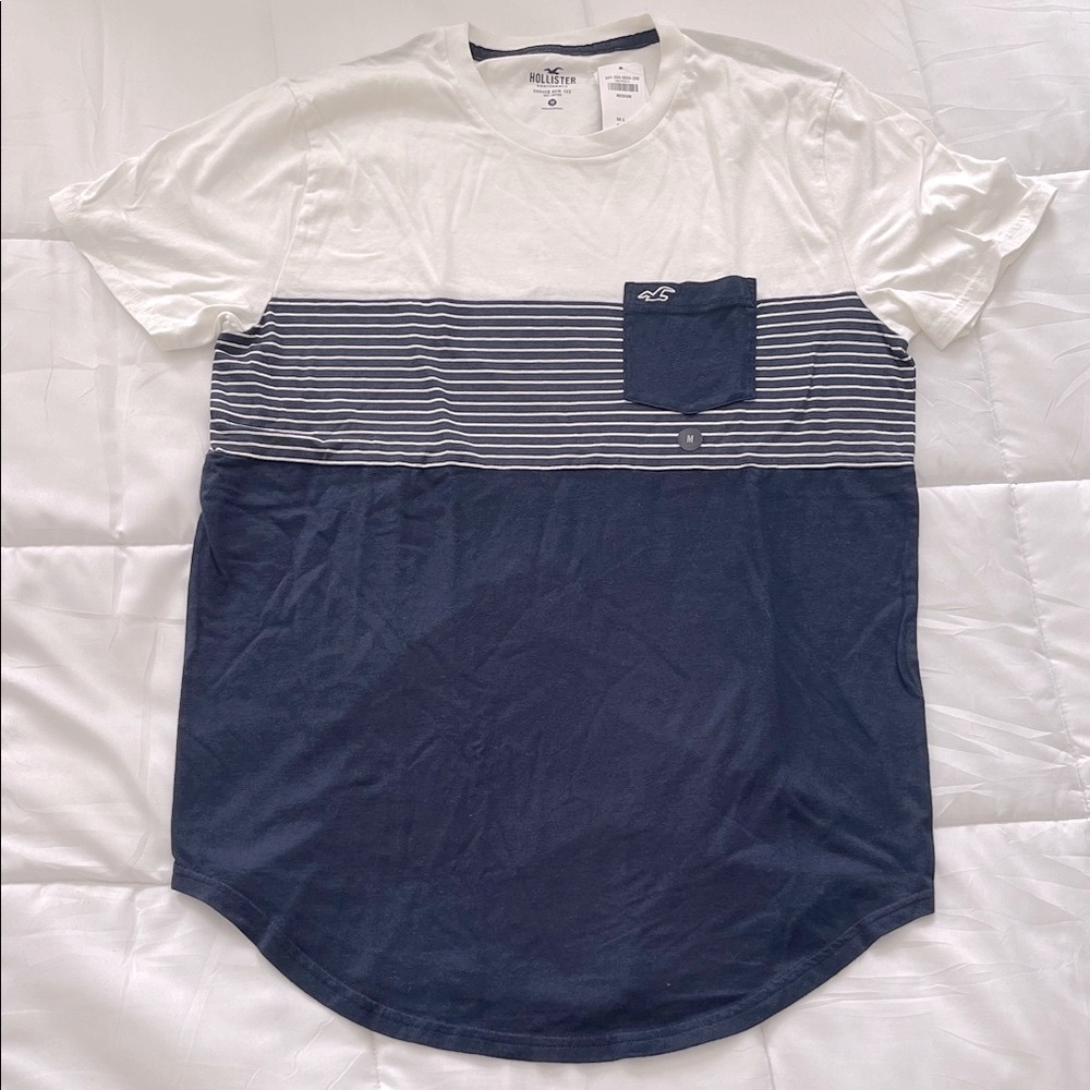 Hollister Men's White and Navy Colorblock Tee